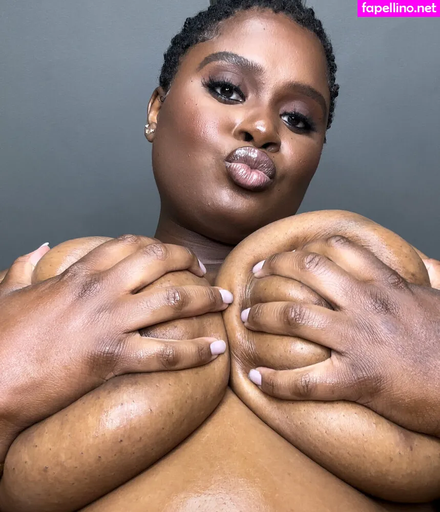 lingerielounge_blackpool, thelingerielounge Nude Leaked OnlyFans Photo #fzMCzq3nto