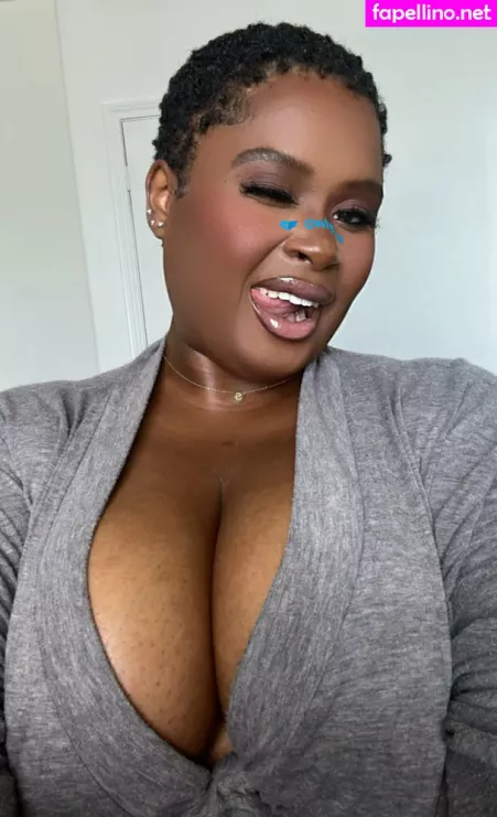 Thelingerielounge OnlyFans Thumbnail #qJfimWYkR0