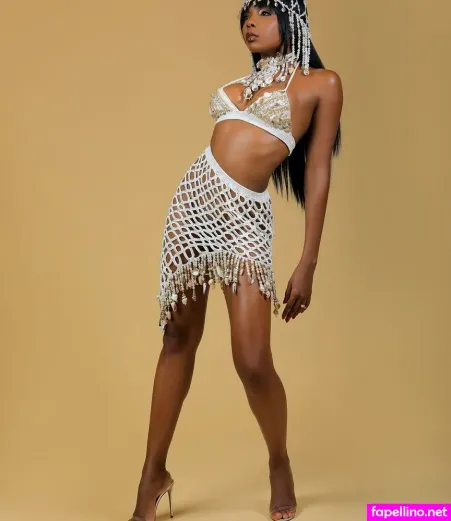 Thelma Assis OnlyFans Thumbnail #DR8ms3iown