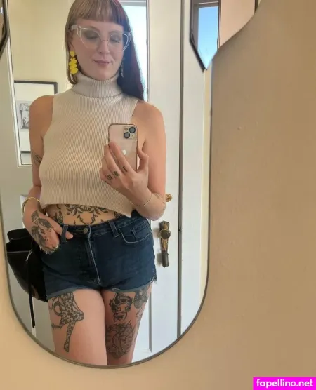 Thelmah2323 OnlyFans Thumbnail #0tJU05Y3eE