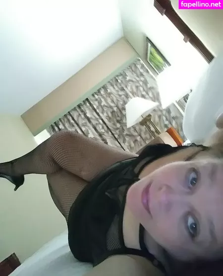 Theloungeroom OnlyFans Thumbnail #z9z3Ch8F25