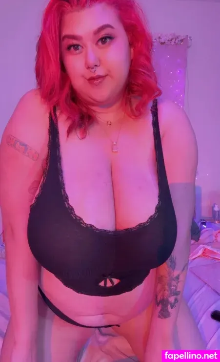 Thelovelykacy OnlyFans Thumbnail #ECl6VzKfCQ