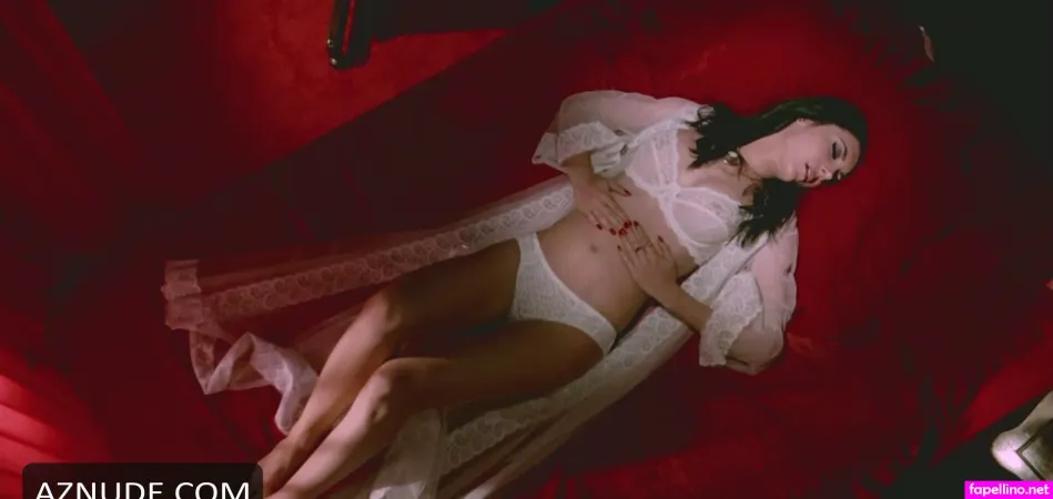 Thelovewitch OnlyFans Thumbnail #0zp84goIvX