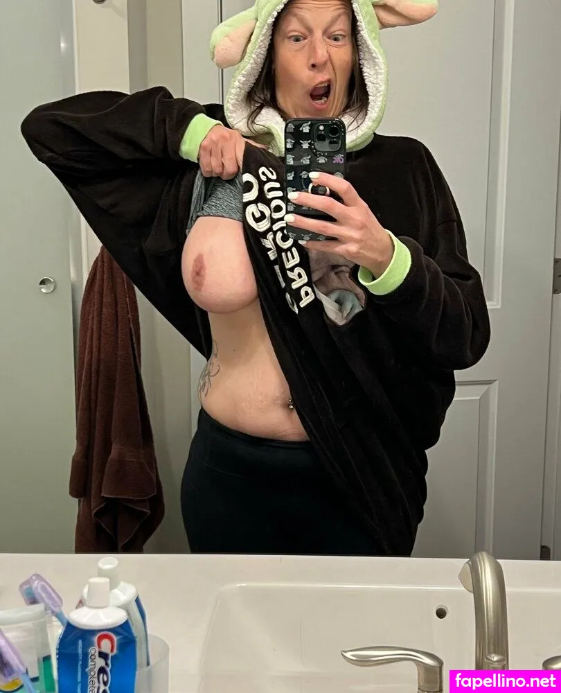 themarriedmisfits Nude Leaked OnlyFans Photo #IUYfeS4i0u