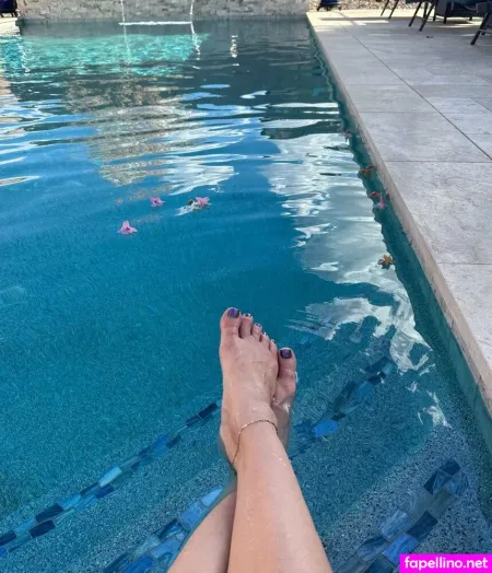 Themaskedmom69 OnlyFans Thumbnail #4ptRH5z1vW