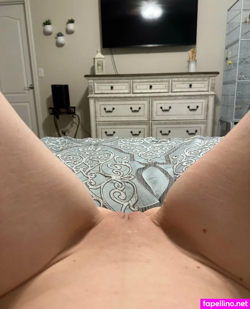 The_Masked_Mom, realmrsmolly, themaskedmom69, themaskedmomvip, themennonitemom Nude Leaked OnlyFans Photo #htgtjanWii