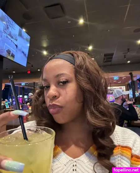 Themelonmamma 1 OnlyFans Thumbnail #YlK4Dpj4Q1