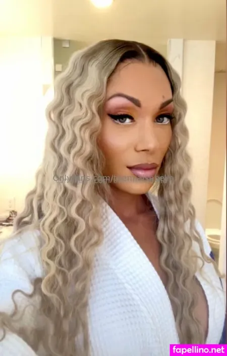 Themiaisabella 1 OnlyFans Thumbnail #5YItP42bTu