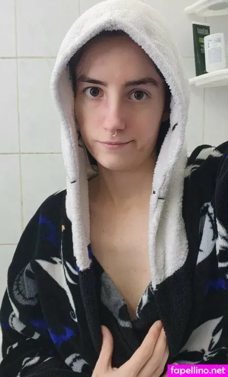 Themirabelle OnlyFans Thumbnail #LS6u9vIJ7N