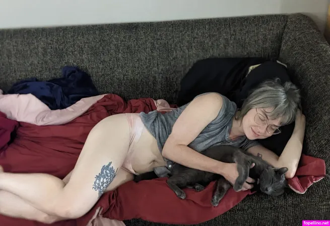 Themisssilverwitch OnlyFans Thumbnail #hb9rICso4f