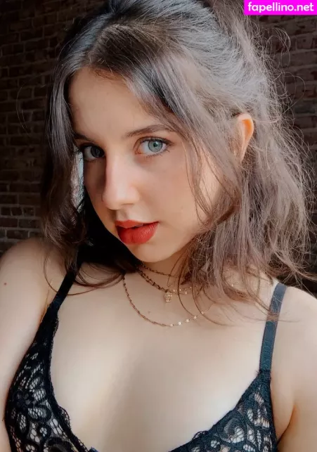 Themissviolette OnlyFans Thumbnail #GqdVMMZV1b
