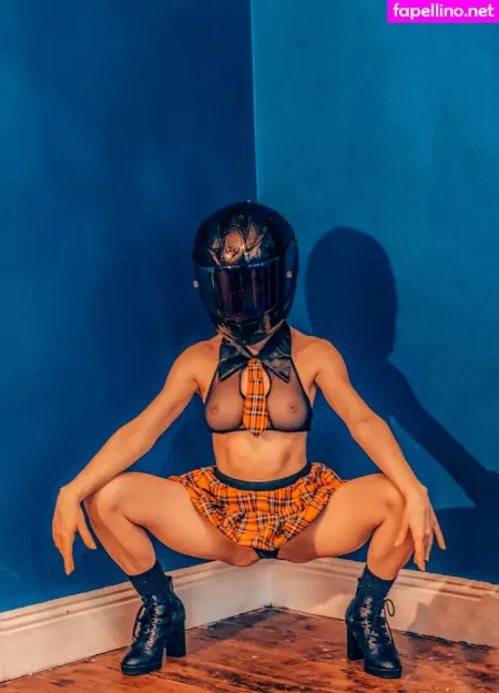 Thenakedbiker OnlyFans Thumbnail #bQ6WSjRra1