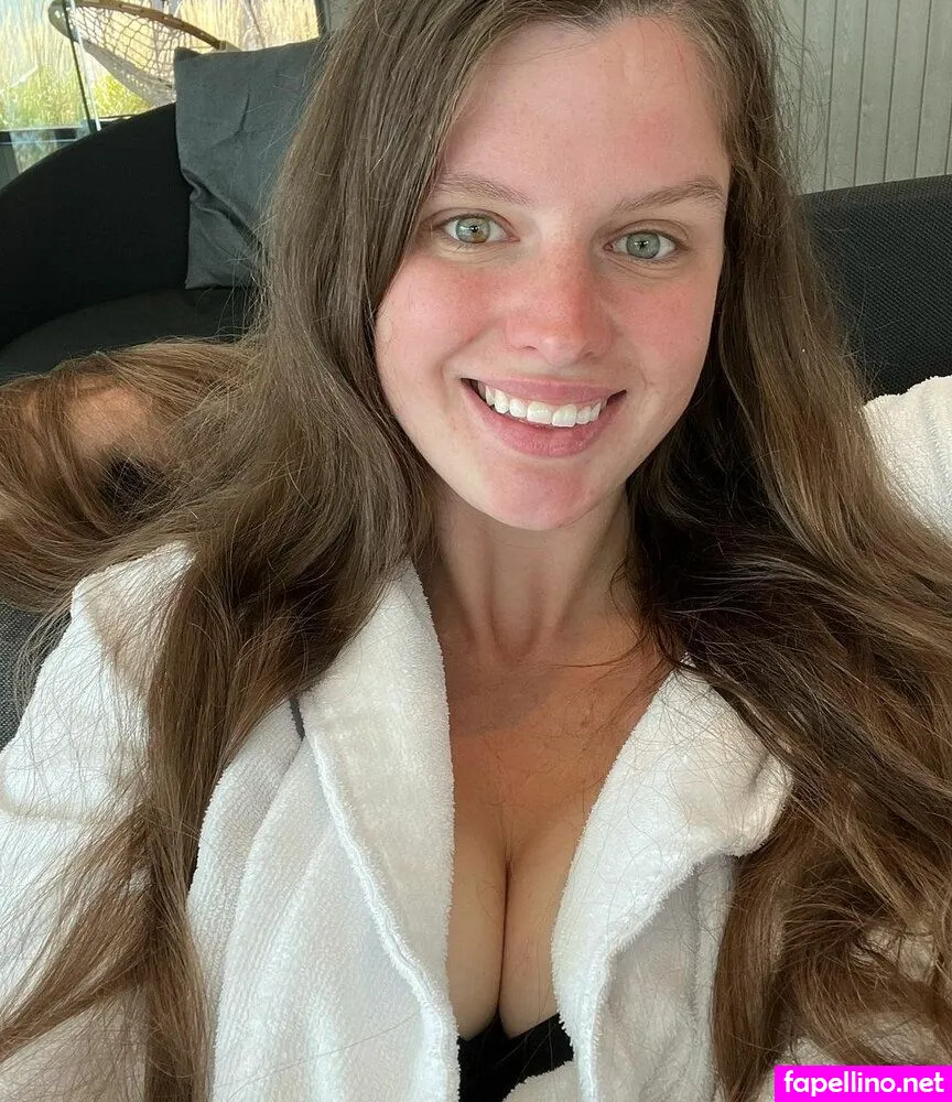 allnaturalbxby, frenchcanadianbabe, thenaughtykim Nude Leaked OnlyFans Photo #cxl0zPvZeL