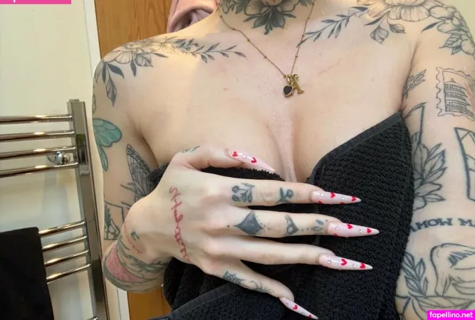 Thenaughtytattooist OnlyFans Thumbnail #EfA1HpBRCw