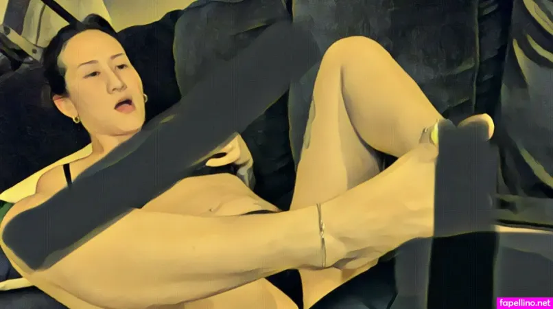 Theneighborkev OnlyFans Thumbnail #q2jcIJwJvn