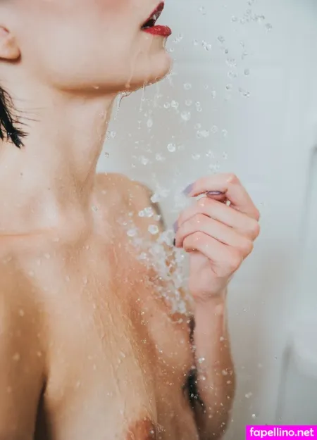 Theneonharlot OnlyFans Thumbnail #hQp20mHiyU