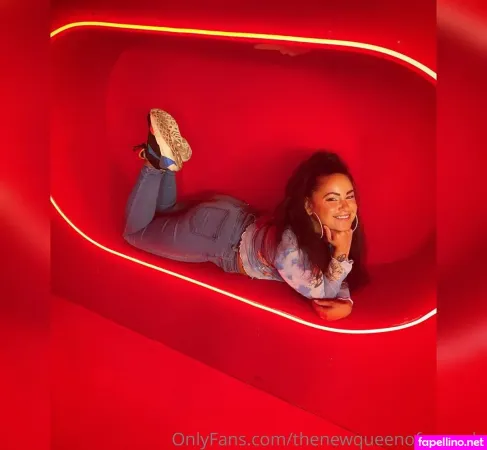 Thenewqueenofcomedy OnlyFans Thumbnail #UbFZQKK1Bv