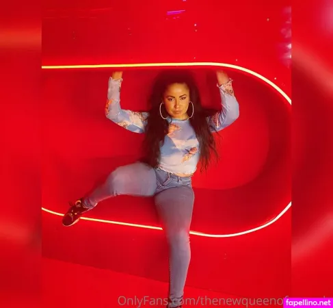 Thenewqueenofcomedy OnlyFans Thumbnail #X4mJRO7ZAy