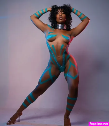 Theniknikcourtney Main Profile Photo