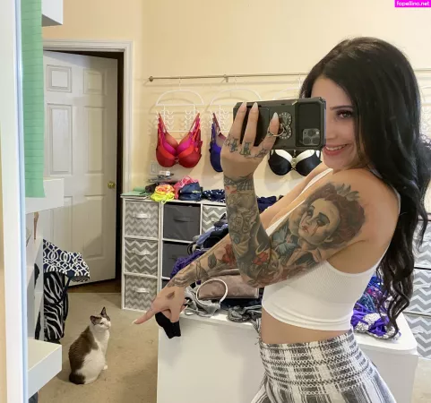 Thenoelleeaston OnlyFans Thumbnail #wIOqqziPQf