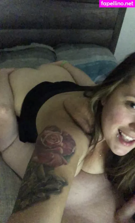 Theoamilf OnlyFans Thumbnail #u43wu3w5Tx
