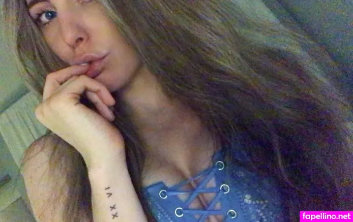 Theodoraday OnlyFans Thumbnail #1qBYgGTTom