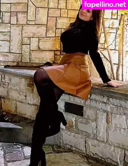 Theodwra Drinia OnlyFans Thumbnail #GUKcVgYINp