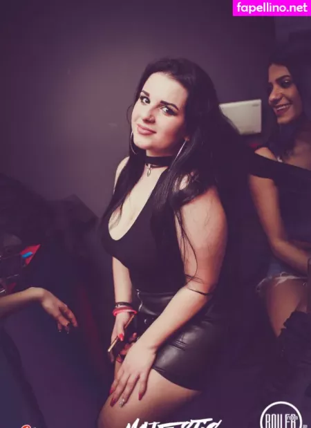 Theodwra Drinia OnlyFans Thumbnail #TkWAiaQ6uO