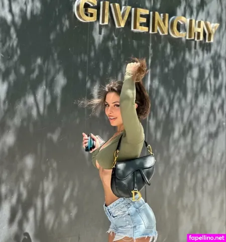 Theofficial Veronica OnlyFans Thumbnail #EbPjF2NShv