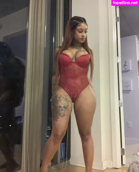Theofficialmizztwerksum OnlyFans Thumbnail #65K0dMxnU1