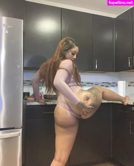 Theofficialmizztwerksum OnlyFans Thumbnail #gKLZGOJXof