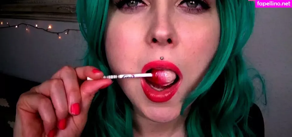 Theonelilium Asmr OnlyFans Thumbnail #YxuvyyoisA