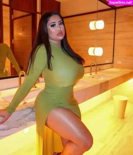 Theonlybarbii OnlyFans Thumbnail #O27tofJjTw