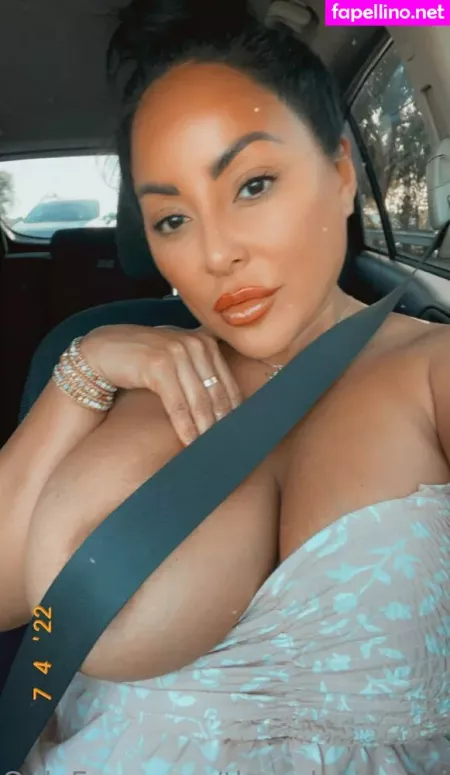 Theonlykiaramiaxxx OnlyFans Thumbnail #CM9VQMvVWF