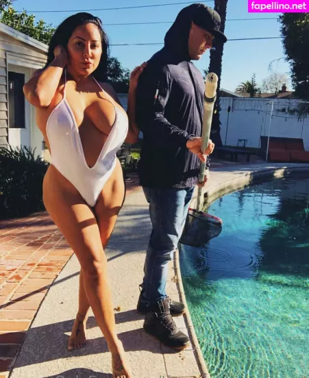 Theonlykiaramiaxxx OnlyFans Thumbnail #OS1xehZ0ng