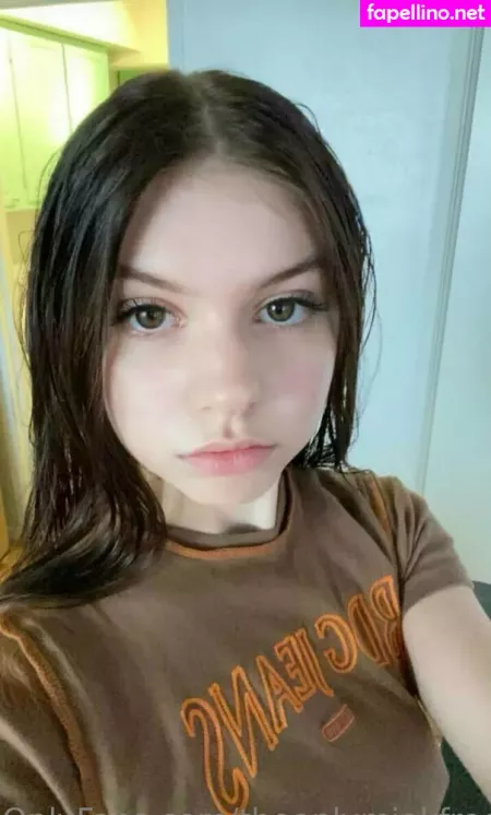 Theonlymiakfree OnlyFans Thumbnail #OnbnwDl9fJ