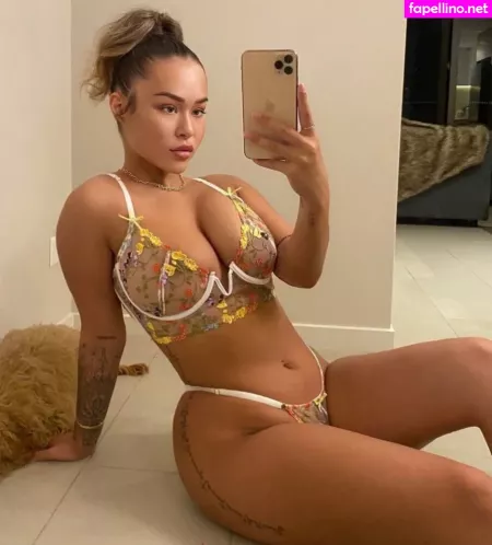 Theonlyrylie OnlyFans Thumbnail #ZqBteSTdys