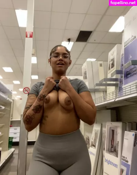Theonlysafarii OnlyFans Thumbnail #muC0lZdYzt