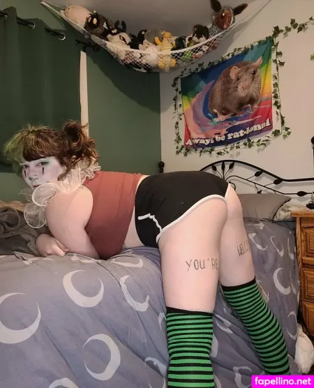 Theopportunisticwh0refre OnlyFans Thumbnail #yzh6Pt2yT2