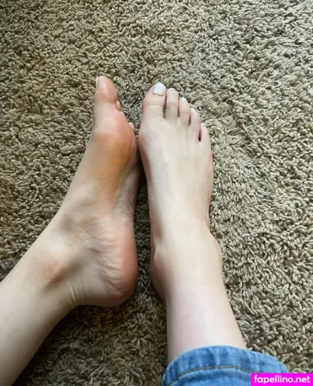 Thepeachyfeet OnlyFans Thumbnail #HY2fJxqkDB