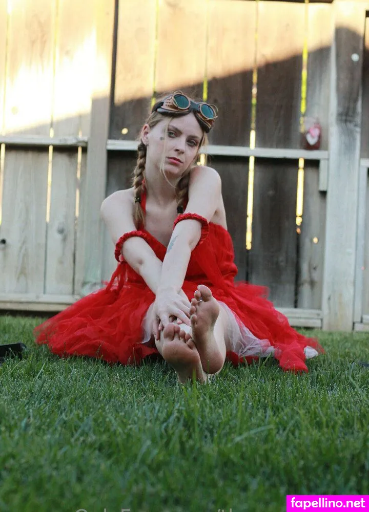 feet_of_the_peach, thepeachyfeet Nude Leaked OnlyFans Photo #idUMJNRNwH