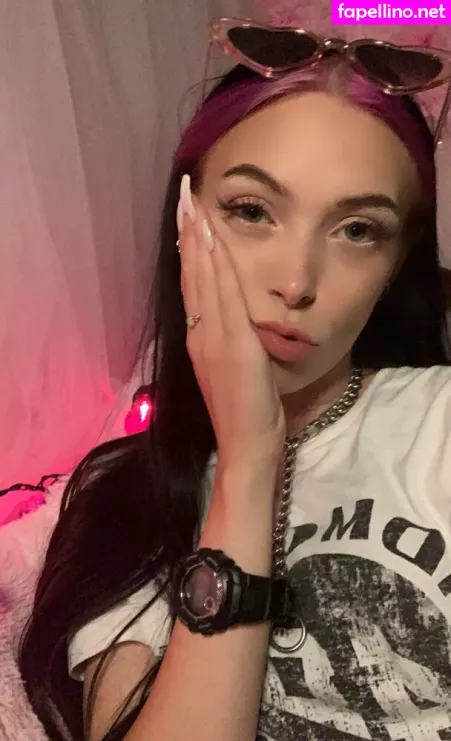 Thepeepshow OnlyFans Thumbnail #I2FdndBtL3