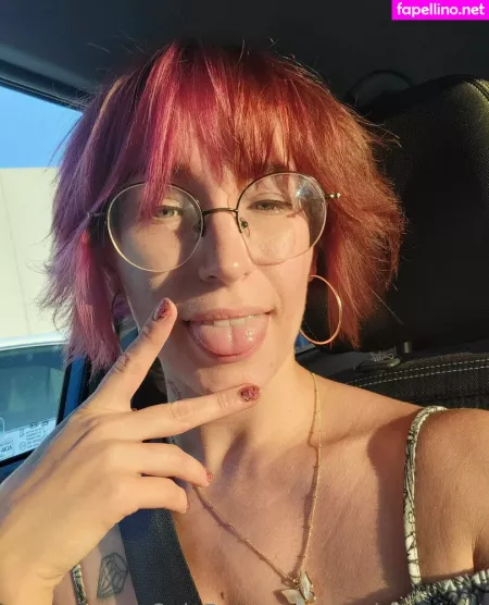 Thepigeonbrat OnlyFans Thumbnail #5yiY5kUG2l