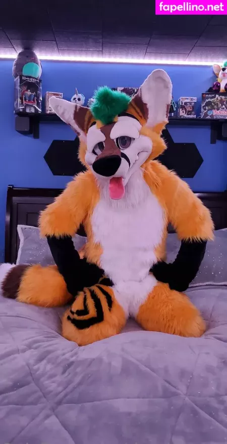 Thepineapplefox OnlyFans Thumbnail #d5G5Up1UfQ
