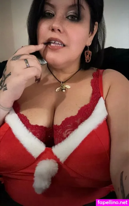 Thepixiepeanut OnlyFans Thumbnail #MVkaxnAaYV