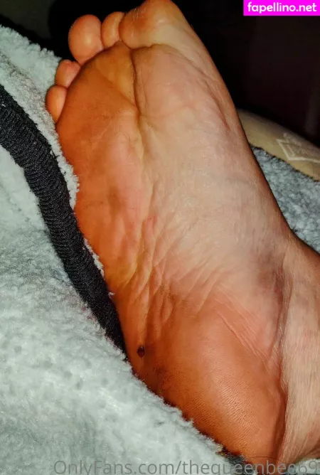 Thequeenbee69 OnlyFans Thumbnail #kmSbit9w34