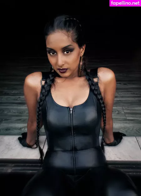 Thequeentrish OnlyFans Thumbnail #TGwzgfvBlE