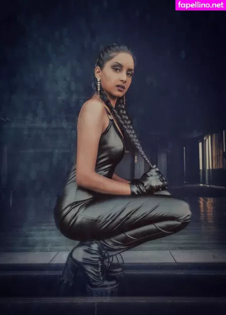 Thequeentrish OnlyFans Thumbnail #rYyhoYUeJE