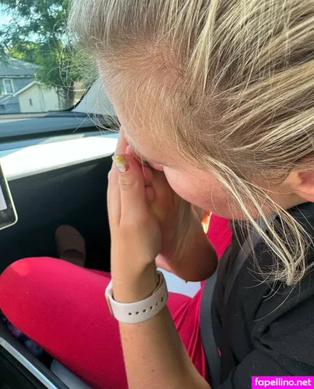 Thequeeoffeet OnlyFans Thumbnail #oD1H2C4krg