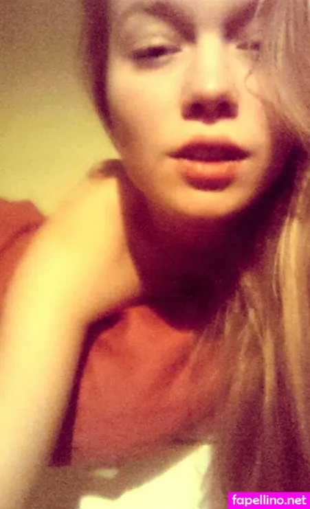 Theravebitch OnlyFans Thumbnail #QzgrtZVVv7